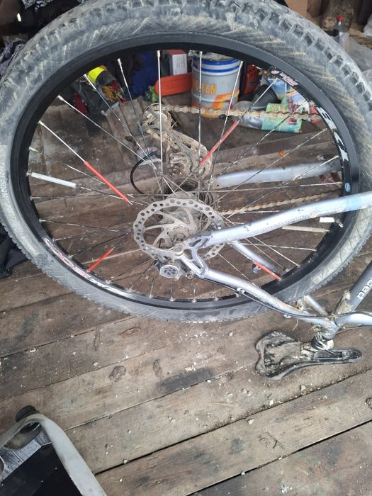 Vand bicicleta nakita