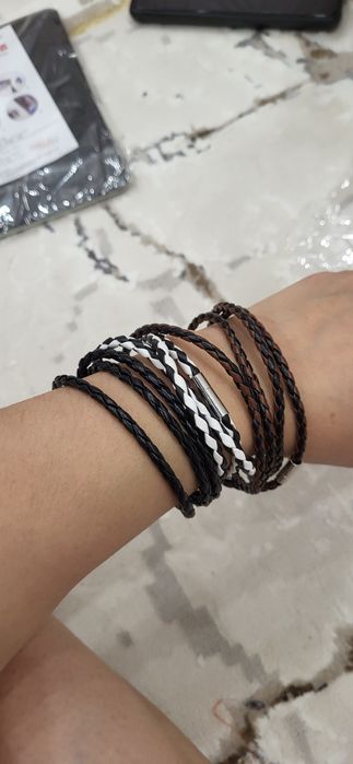 Браслеты новые 3 шт ест
