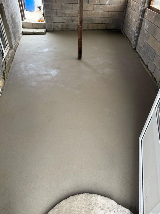 Полагане на земновлажна Замазка