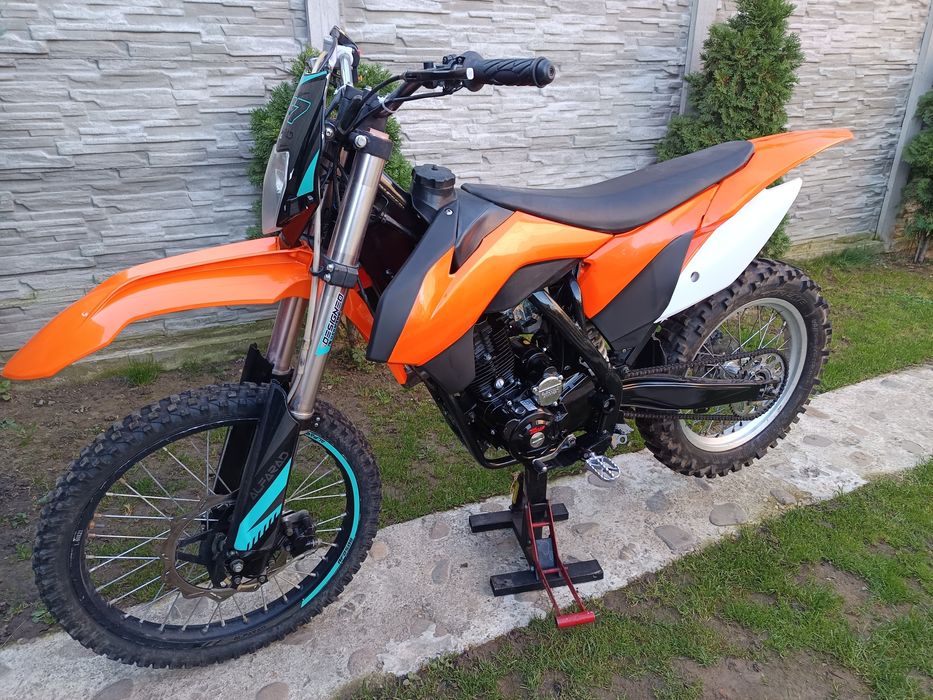 Alfarad t7 200 cc impecabil