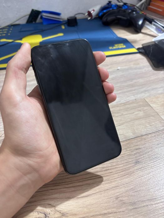 Продам IPhone X 64gb