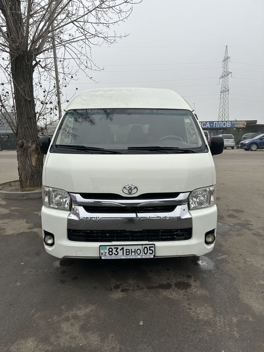 Toyota Hiace 2014 ,2.5 дизель в отличном сосоянии