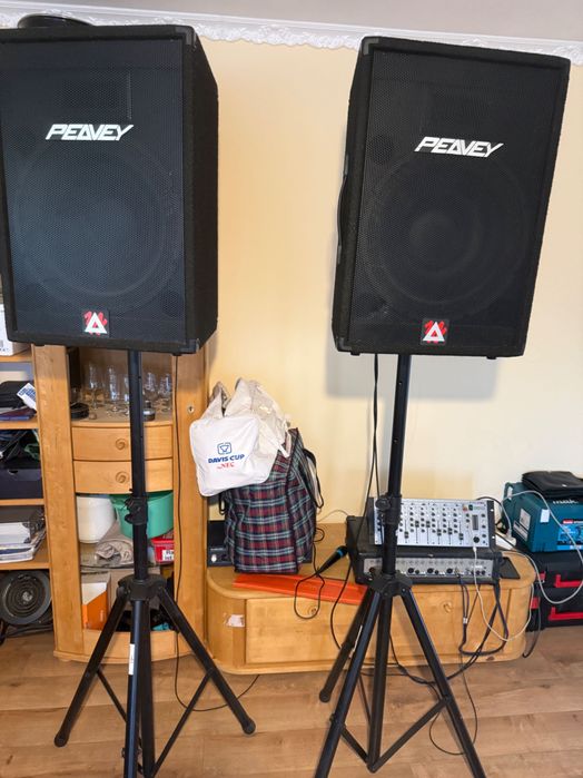 Boxe peavey de vanzare cu statie si mixer 2500 lei schimb si diverse sau animale