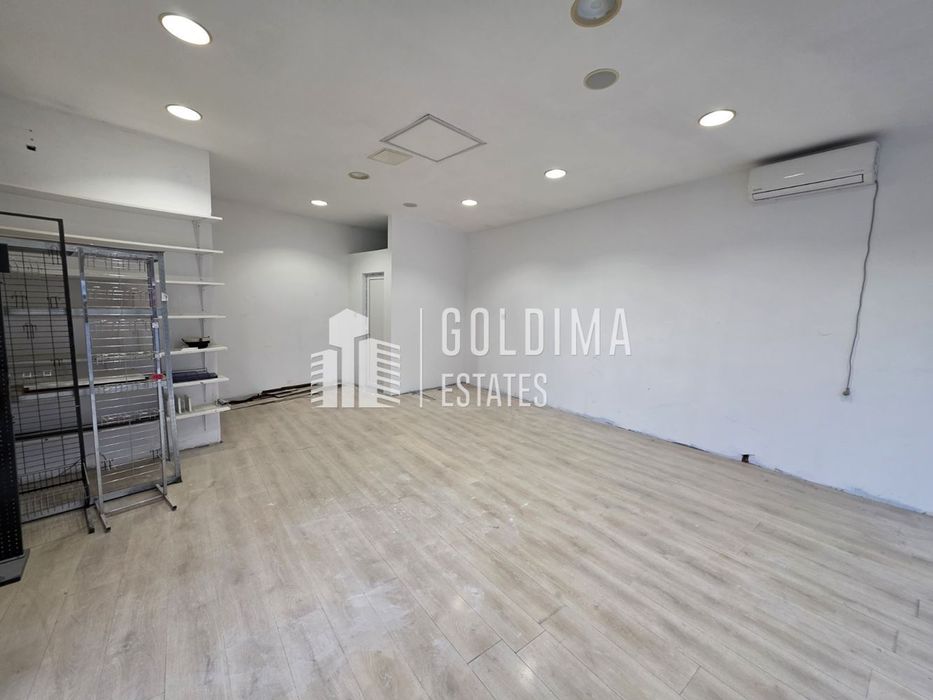 Дава се под наем Магазин в Бургас, Център - 57 кв.м за 1400 € - Снимка #3