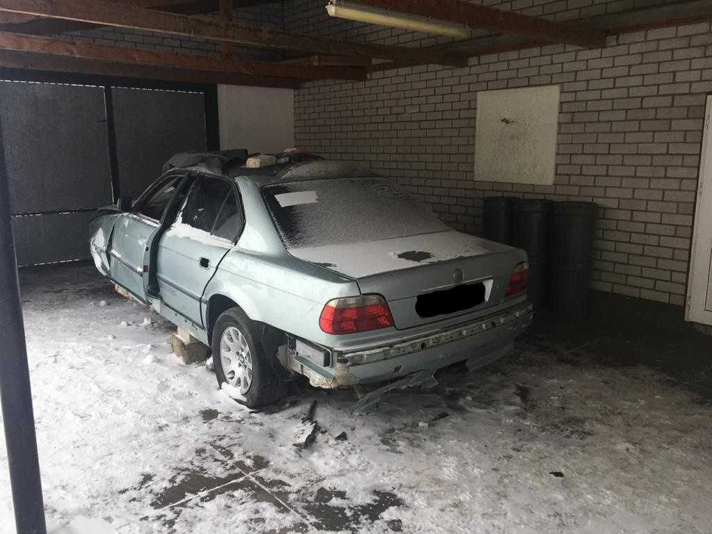 Замена опор задних стоек BMW E34