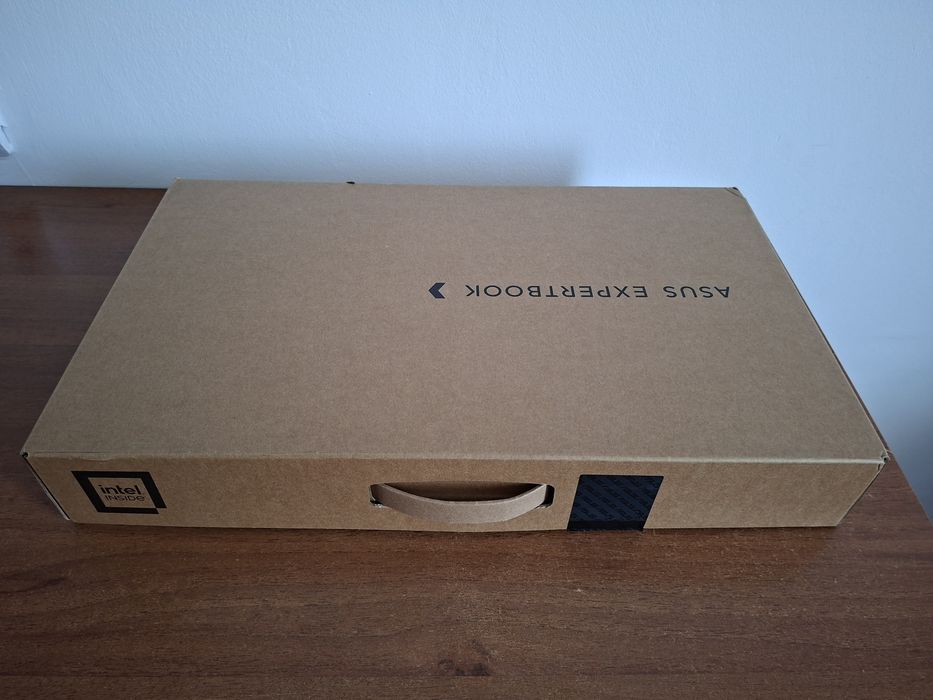 Asus expertbook P 1503 CVA i5 13420 H , 16 gb ram DDR5,1 tb ssd, ca nou , 19 luni garantie ramase