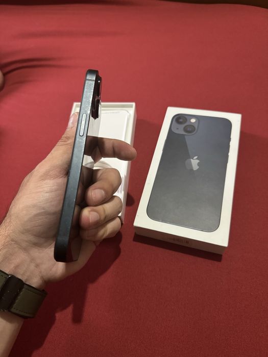 Продам телефон Айфон 13 128Gb