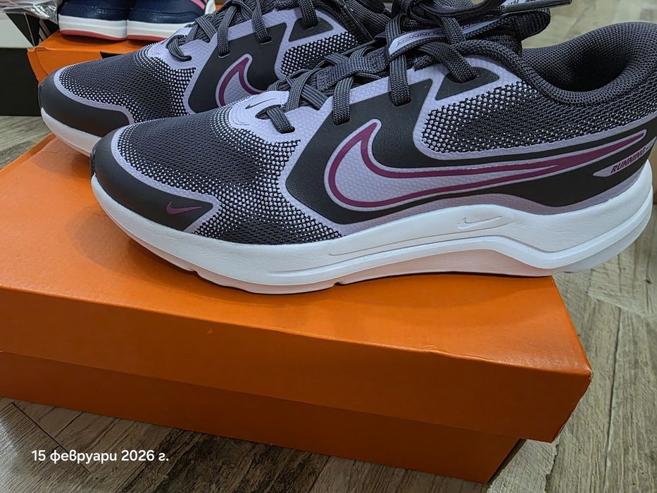 Нови обувки  nike 37.5