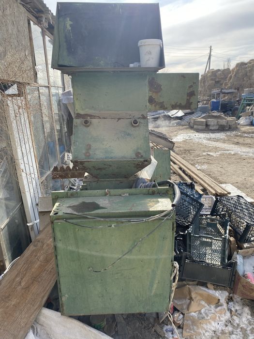 Драбилка для пласмасса