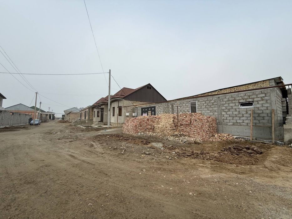 5.2 soruqli hovli qilish uchun yer hisobidagi joy sotiladi