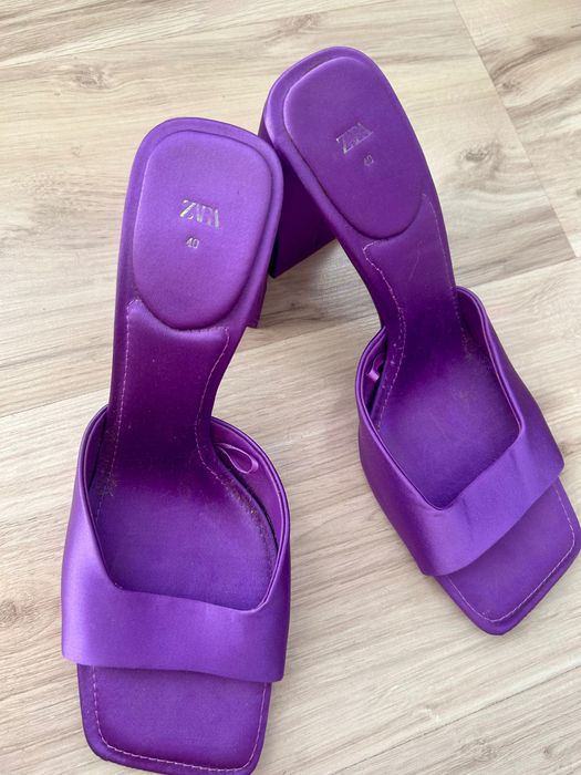 Обувки и сандали