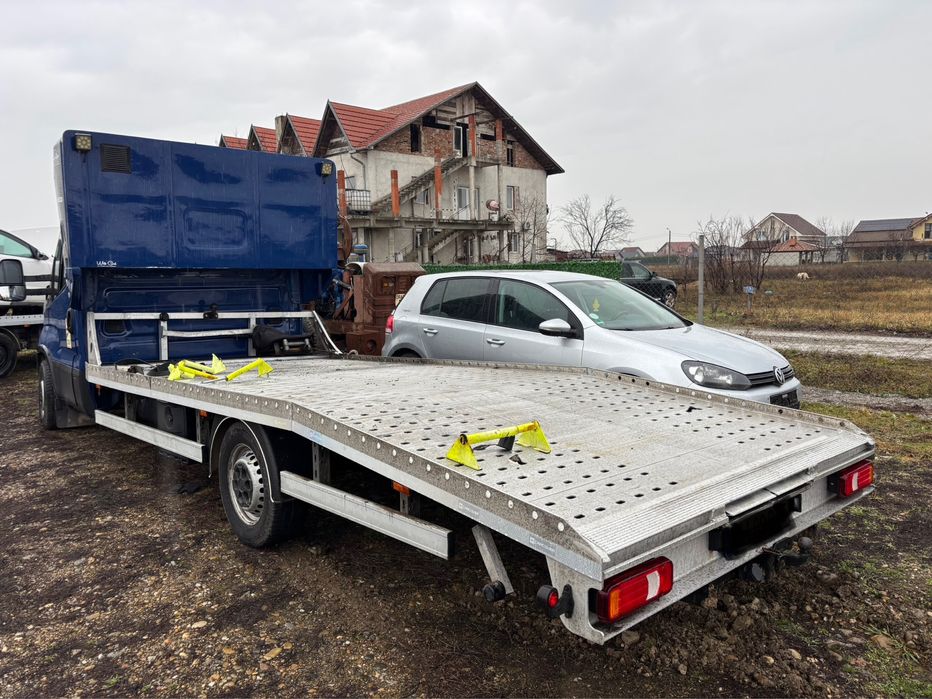 Autoplatforma iveco daily 2024 / AVARIAT