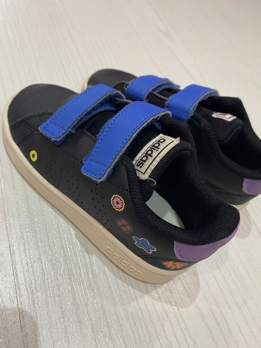 Кожени Кецове Адидас за момиче