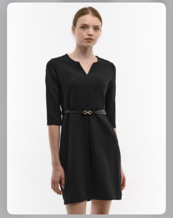 Черна рокля с колан