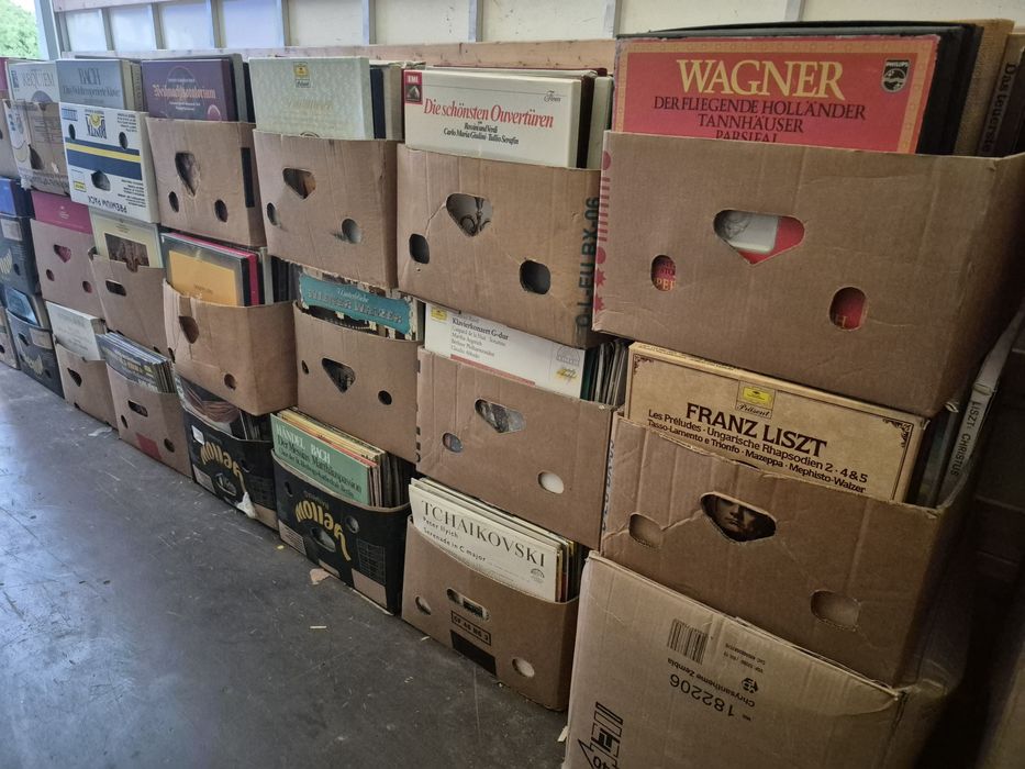 Vând Lot 1200lp Discuri Vinil cu muzica clasica mixta