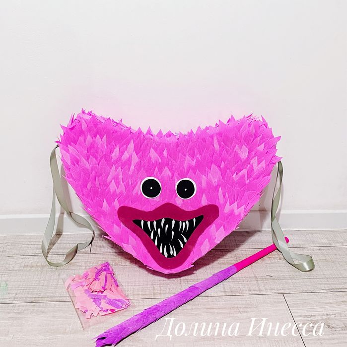 Пиньята Лабубу, хагги вагги