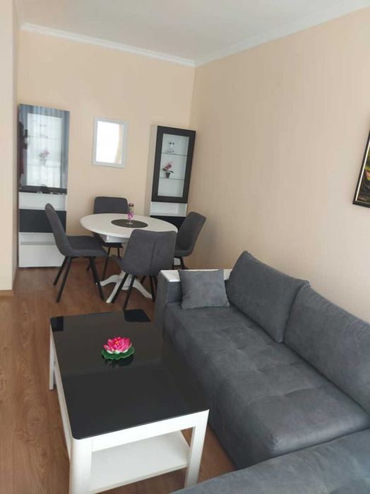 Продава се Двустаен апартамент в Пловдив, Съдийски - 62 кв.м за 905 €/кв.м - Снимка #1