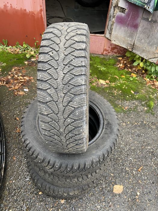 Продам зимние шины
