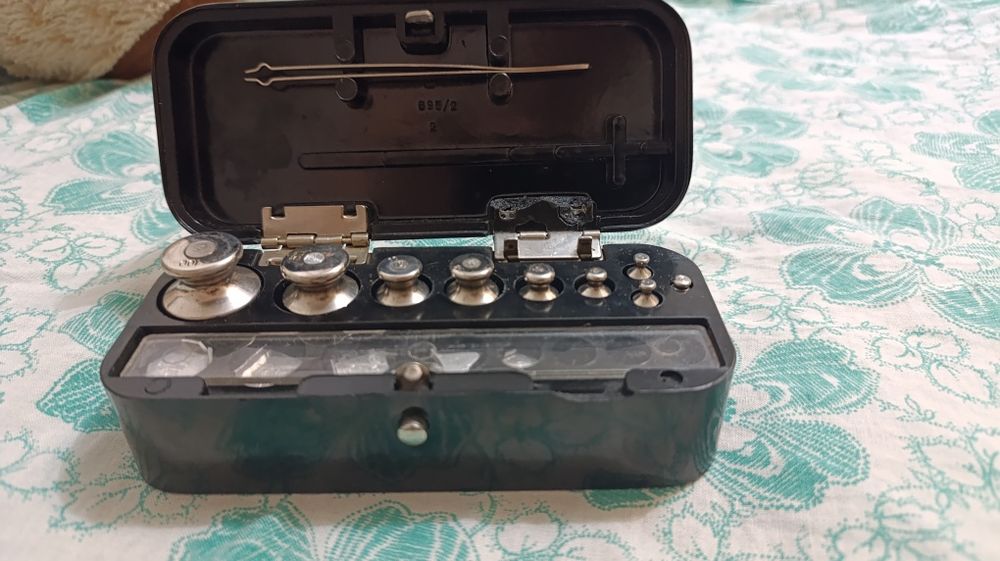 Набор для взвешивания СССР Г 4 210