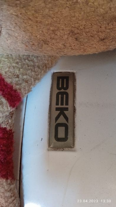 Продам срочно бойлер на 100 литров.