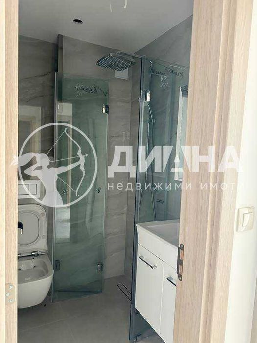 Продава се Четиристаен апартамент в Пловдив, Център - 115 кв.м за 3209 €/кв.м - Снимка #6