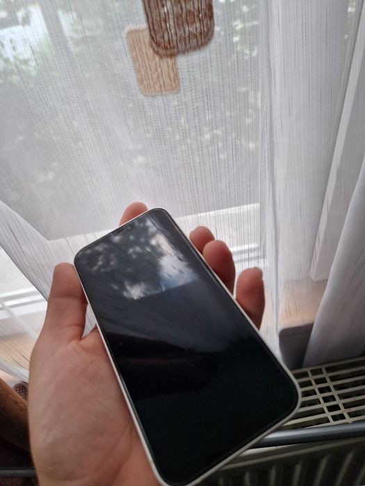 Iphone 12 impecabil liber de retea