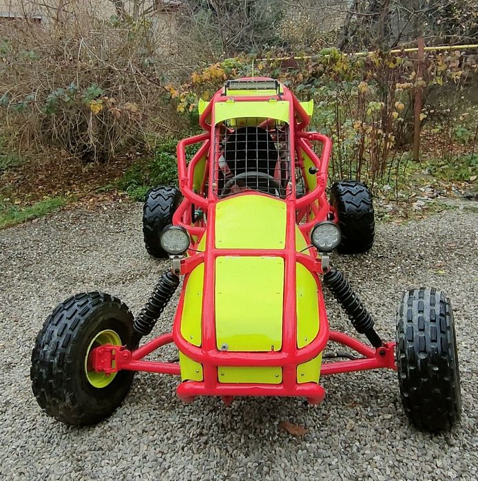 Piranha buggy fabricat în Franța