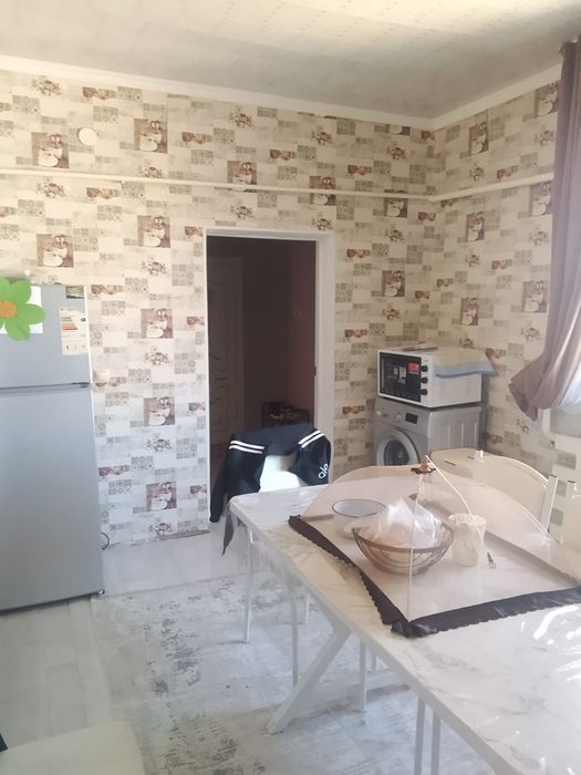 Хлопзавод районында үй сатылады