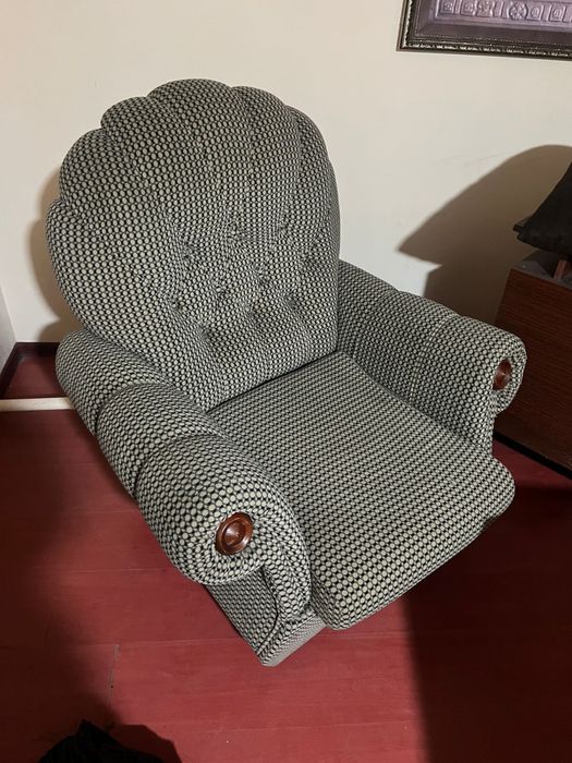 Мебель вся мебель за 8000