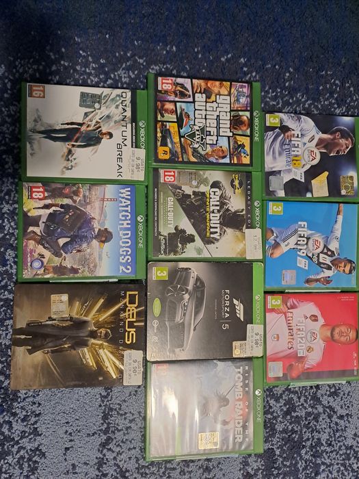 Consola XBOX ONE S  1 TB +2 controllere+ 10 jocuri