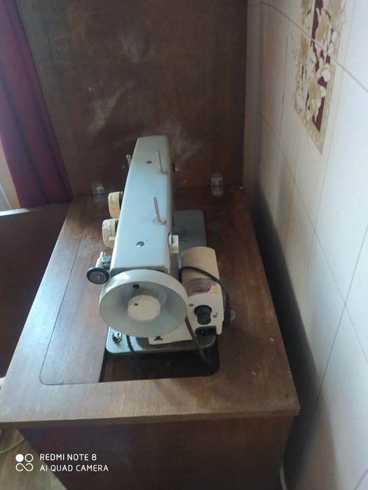 Продам Срочно Швейную Машинку