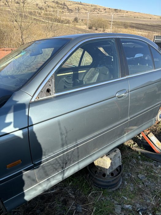 usa stanga fata bmw 520 E39 dezmembrari bmw