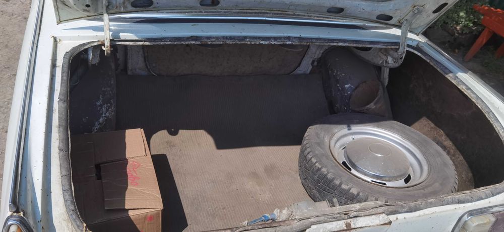 Породам москвич 412 на полном ходу