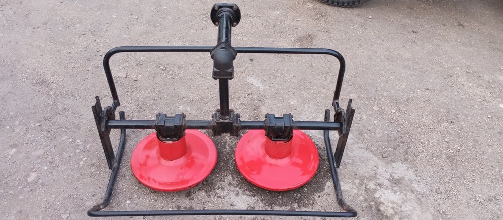 Продам косилку на мотоблок