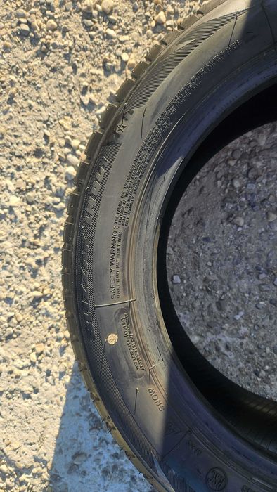 195/55 R16 • Iarna • Bridgestone Blizzak LM001 (BMW original) 87H Runflat | 2 buc | DOT 2023 | Pret/buc