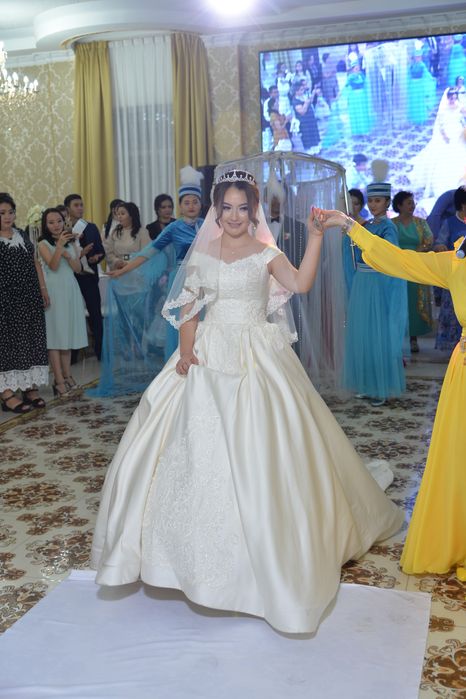 Продам свадебное платье