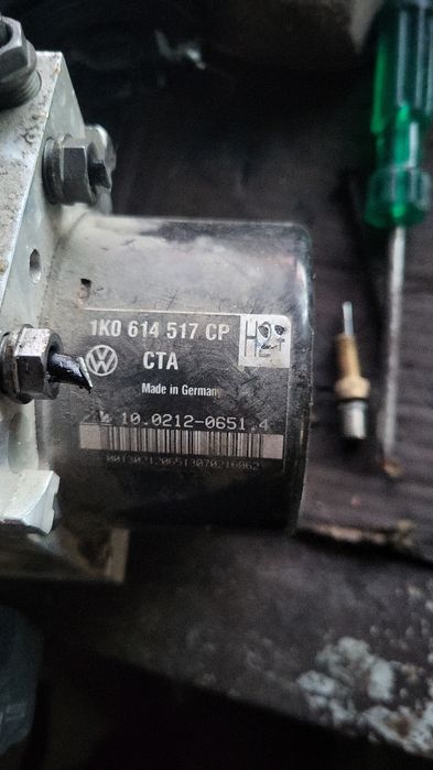 Pompa ABS vw golf 6 cod:1K0907379BE,1K0614517CP