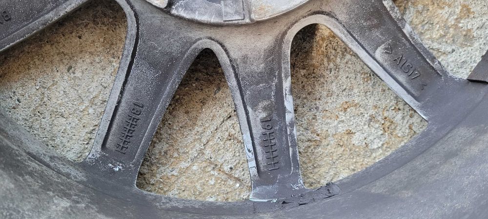 Зимни гуми Continental 205/60 R16 96 с джантиH