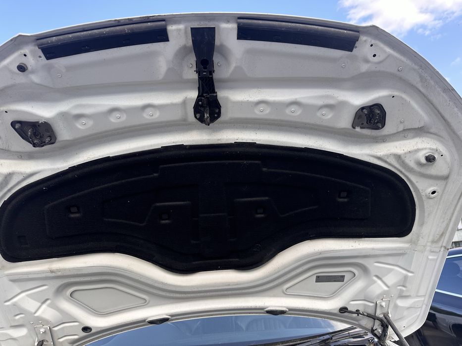 Преден капак ауди а7 2013г / audi a7