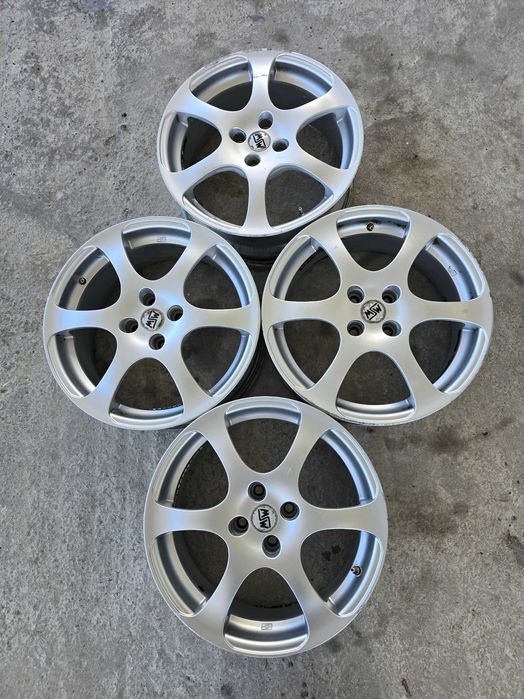 O.Z S.p.A Оригинални алуминиеви джанти 4х108 /17"