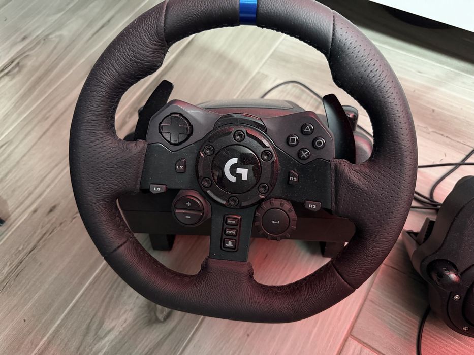 Volan logitech G929 cu pedale si schimbator