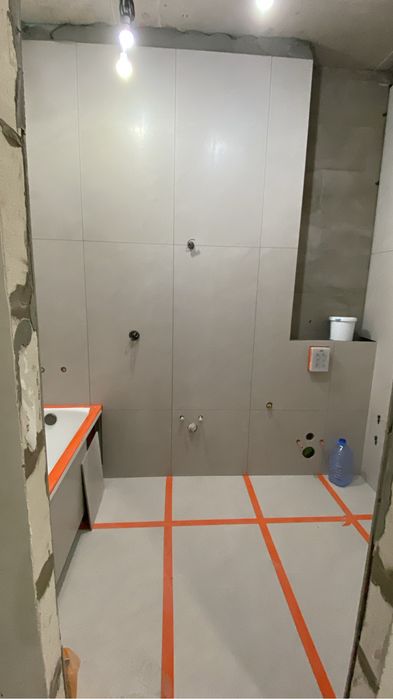 Сантехник плиточник
