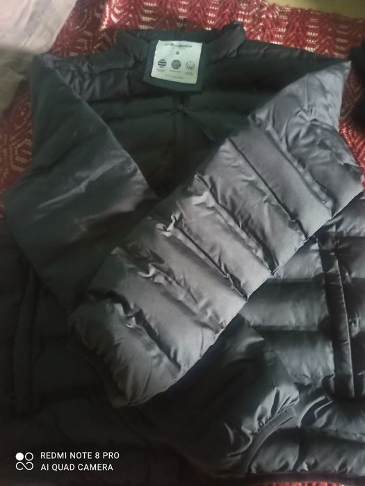 Geacă sinsey purtata doar o dată preț 90 lei