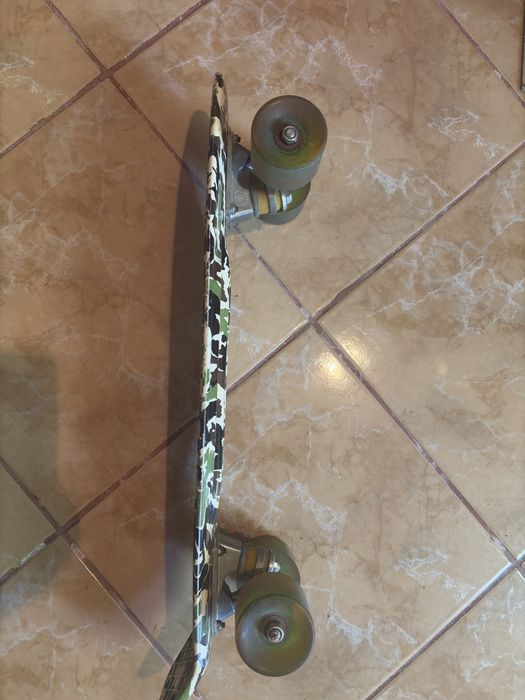 Vând penny board