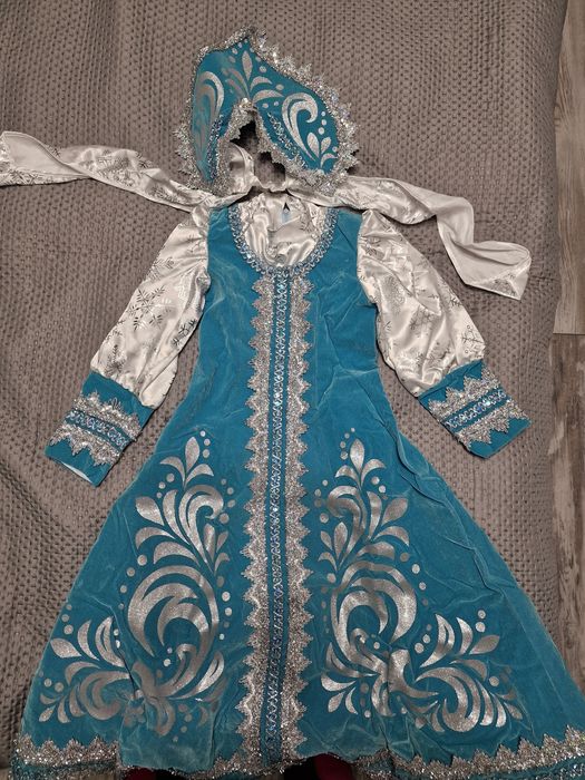 Костюм снегурочки на 122см