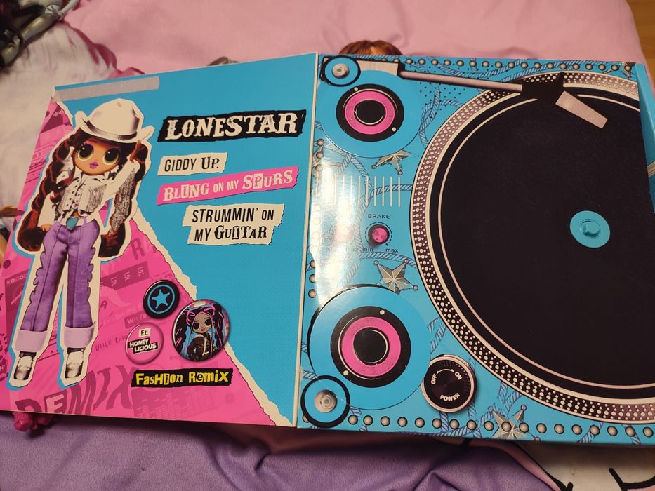 Papusa L.O.L OMG Surprise Lonestar