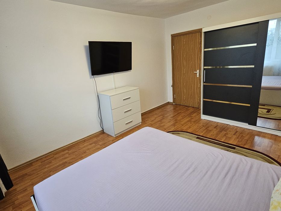 Vând apartament 2 camere, mobilat