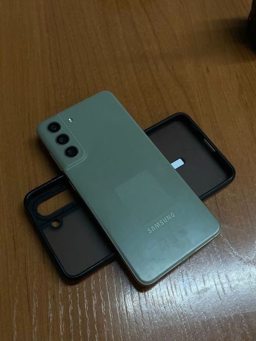Самсунг s21 fe , 8/256gb