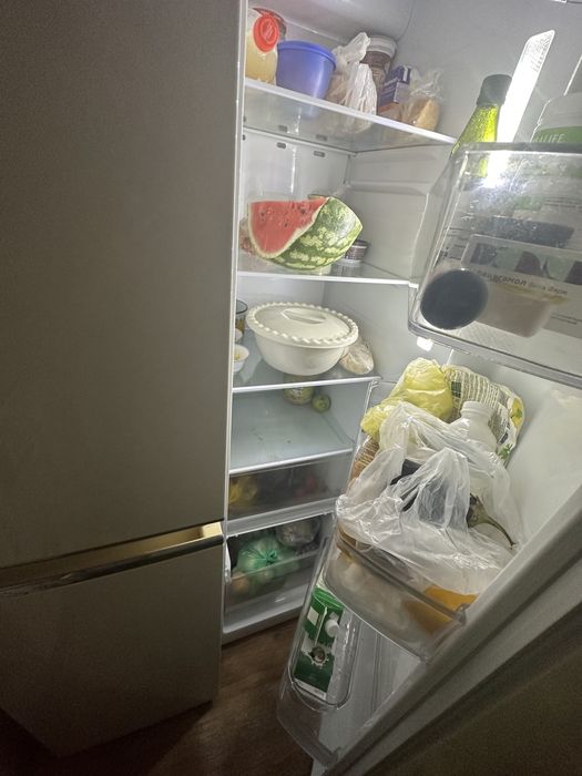 Продается холодильник