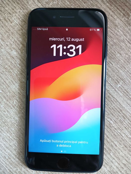 iPhone se2 64Gb black